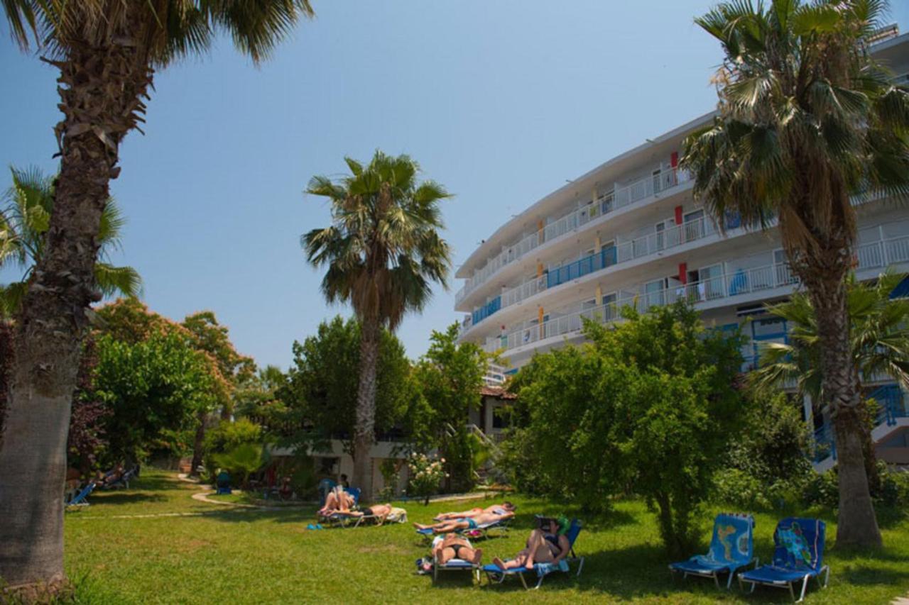 Hotel Sissy Kaména Voúrla Eksteriør bilde