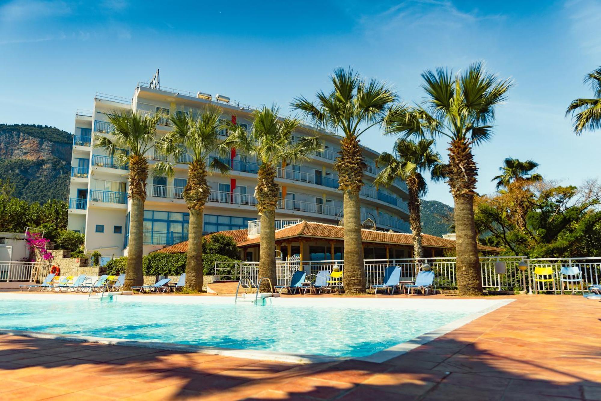 Hotel Sissy Kaména Voúrla Eksteriør bilde